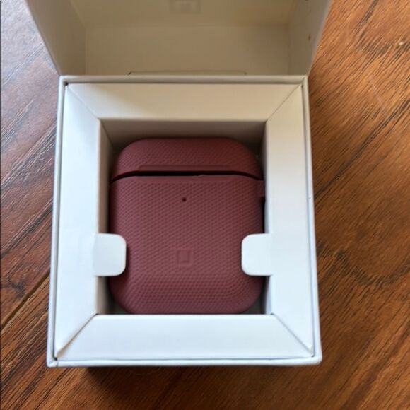 NWT U by UAG Silicone Case Shockproof Carabiner Dusty Rose AirPods Gen 1 & 2‎ - Picture 4 of 11